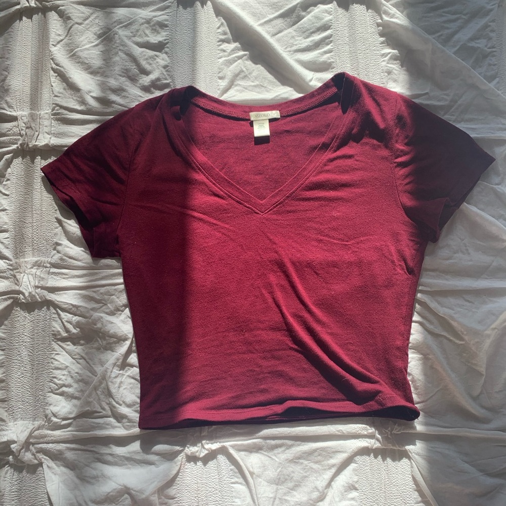 Red v-neck cropped top